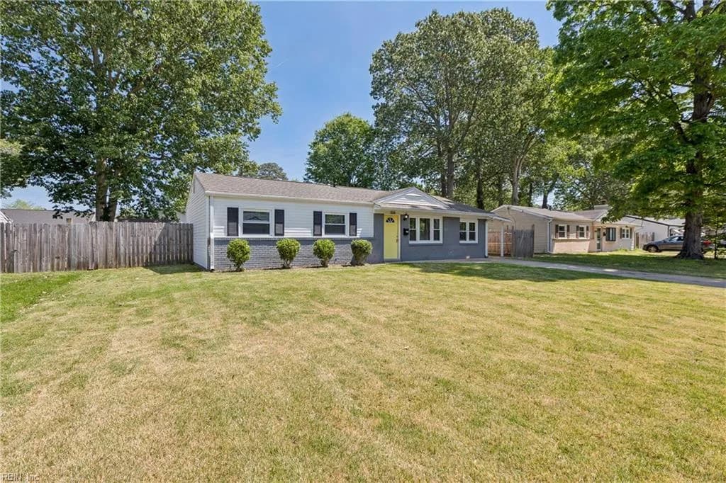 308 Dodge DR, VIRGINIABEACH VA 23452 - Photo 3