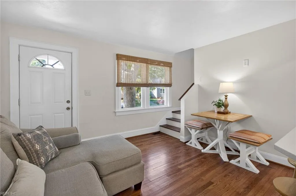 336 E Randall AVE, NORFOLK VA 23503 - Photo 3