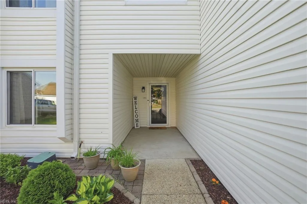 904 Prior CT, VIRGINIABEACH VA 23462 - Photo 5