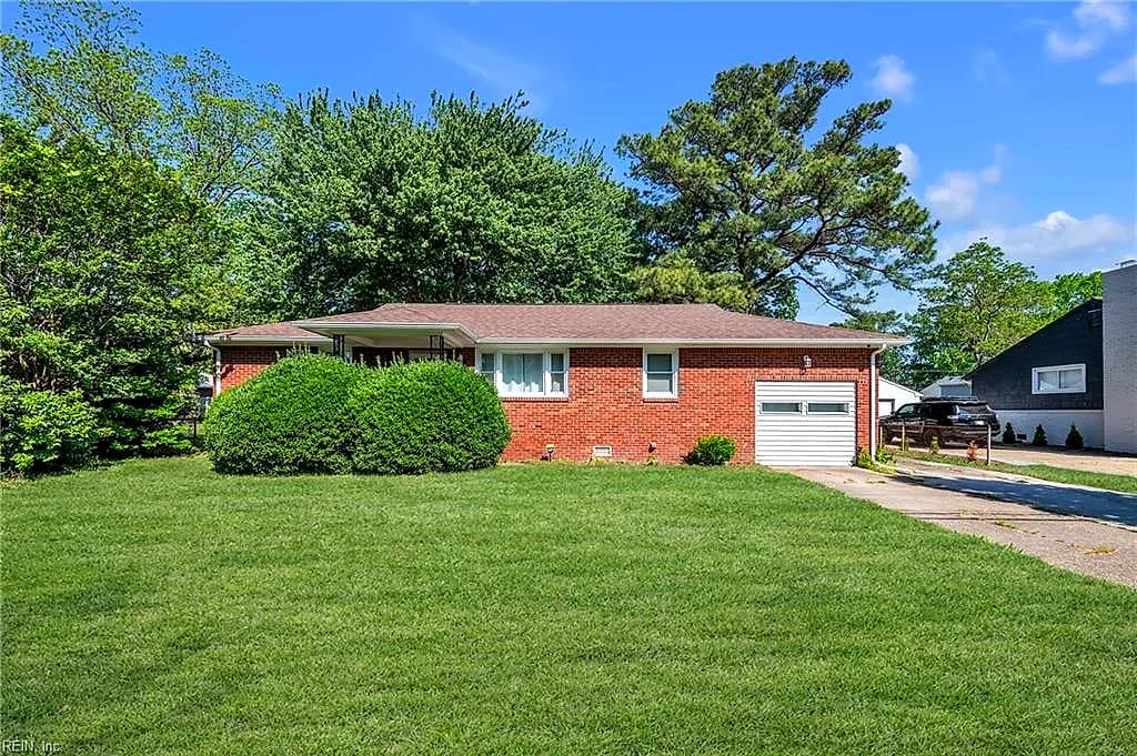 2538 Heutte DR, NORFOLK VA 23508 - Main photo