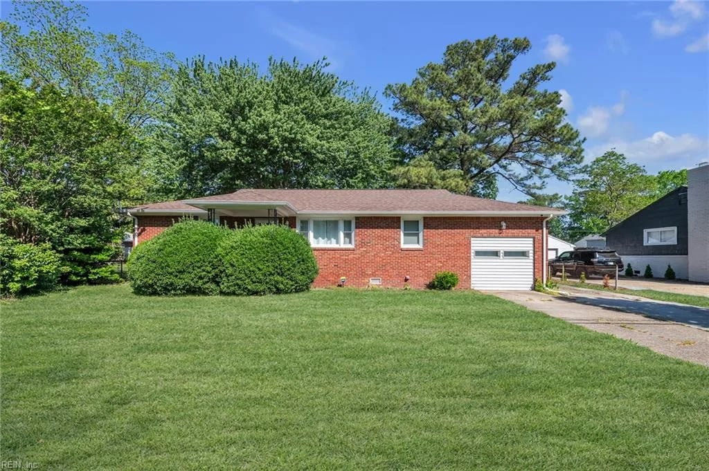 2538 Heutte DR, Norfolk — 4 bed Residential, 1,500 sqft