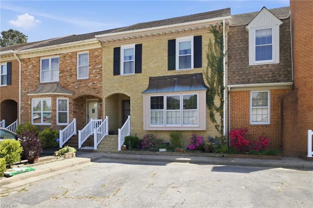 654 Lord Dunmore DR, VIRGINIABEACH VA 23464 - Photo 3