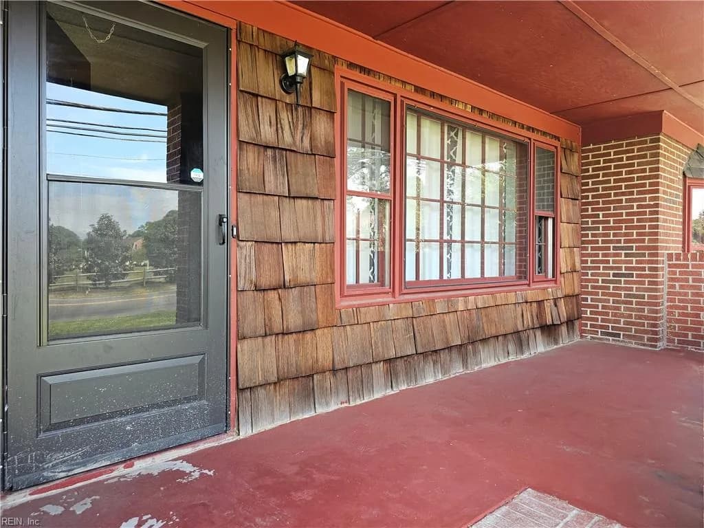1507 Hodges Ferry RD, PORTSMOUTH VA 23701 - Photo 4