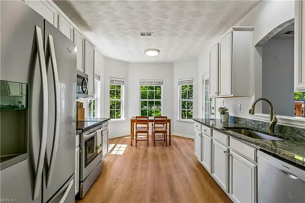 2028 Merrick DR, HAYES VA 23072 - Photo 5