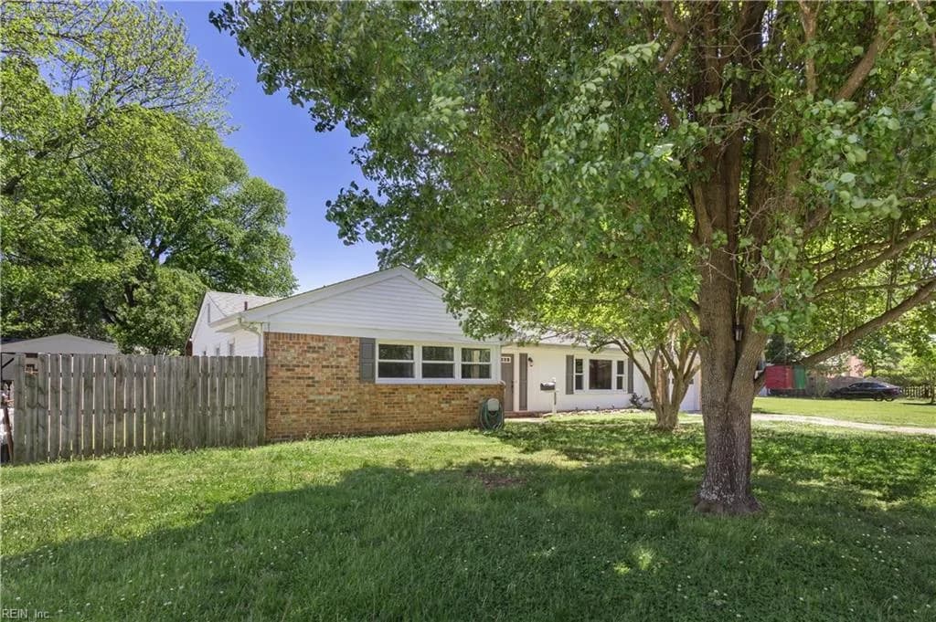 508 S Kings Point RD, VIRGINIABEACH VA 23452 - Photo 4