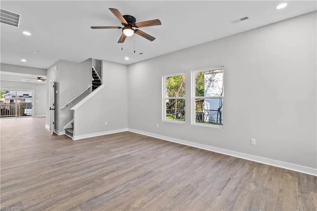 1140 33rd ST, NEWPORTNEWS VA 23607 - Photo 3