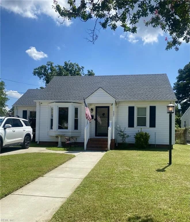 121 Winshire ST, NORFOLK VA 23503 - Main photo