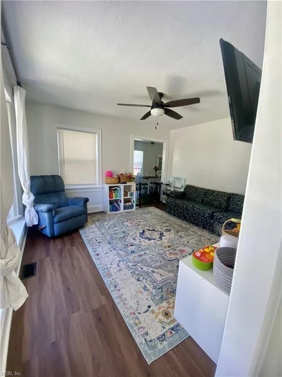 121 Winshire ST, NORFOLK VA 23503 - Photo 4