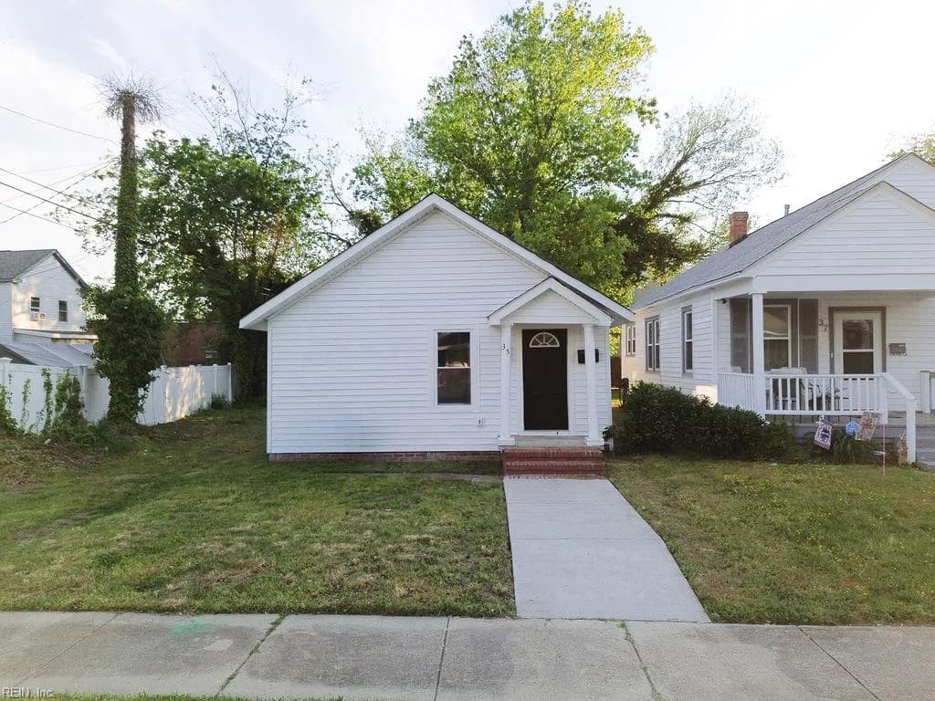 35 Sycamore AVE, NEWPORTNEWS VA 23607 - Photo 3
