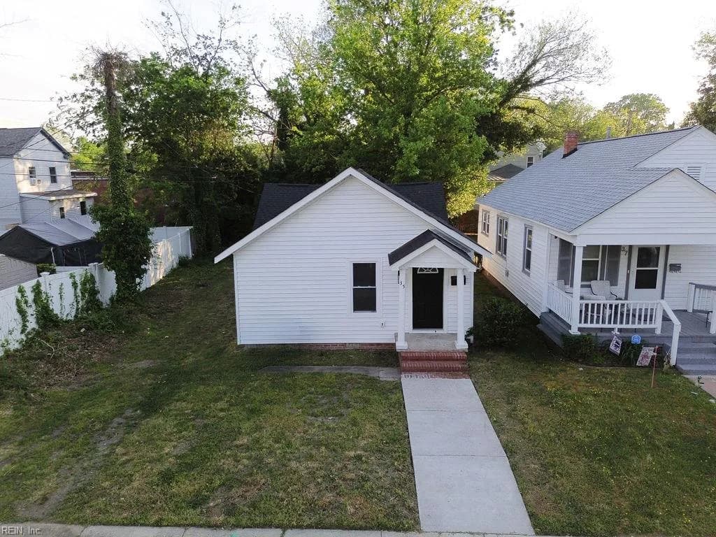 35 Sycamore AVE, NEWPORTNEWS VA 23607 - Photo 4