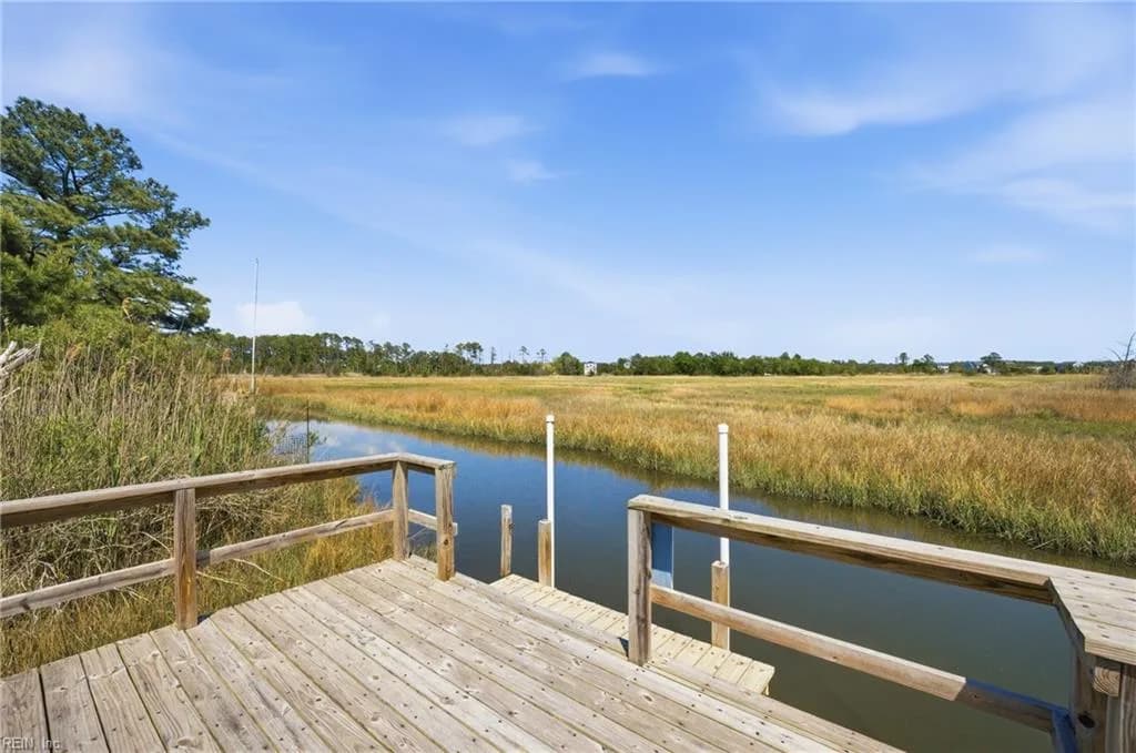 20 B Freeman DR, POQUOSON VA 23662 - Photo 4