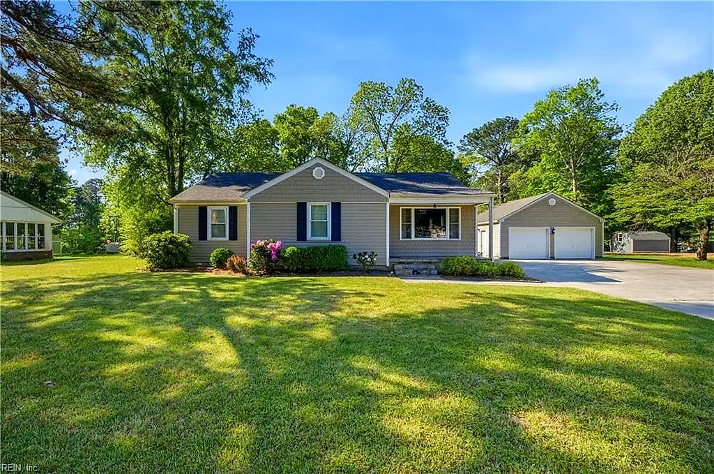 3909 Wedgewood DR, CHESAPEAKE VA 23321 - Main photo