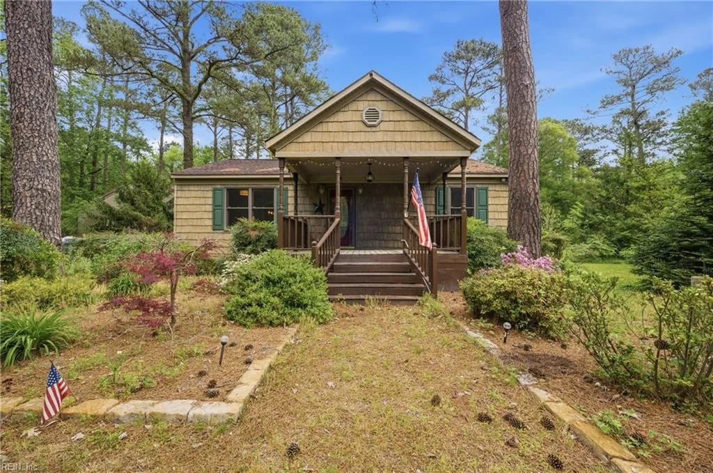 4210 Cornland RD, CHESAPEAKE VA 23322