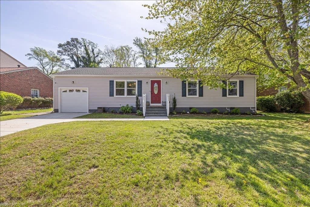226 Saddler DR, NEWPORTNEWS VA 23608 - Photo 2
