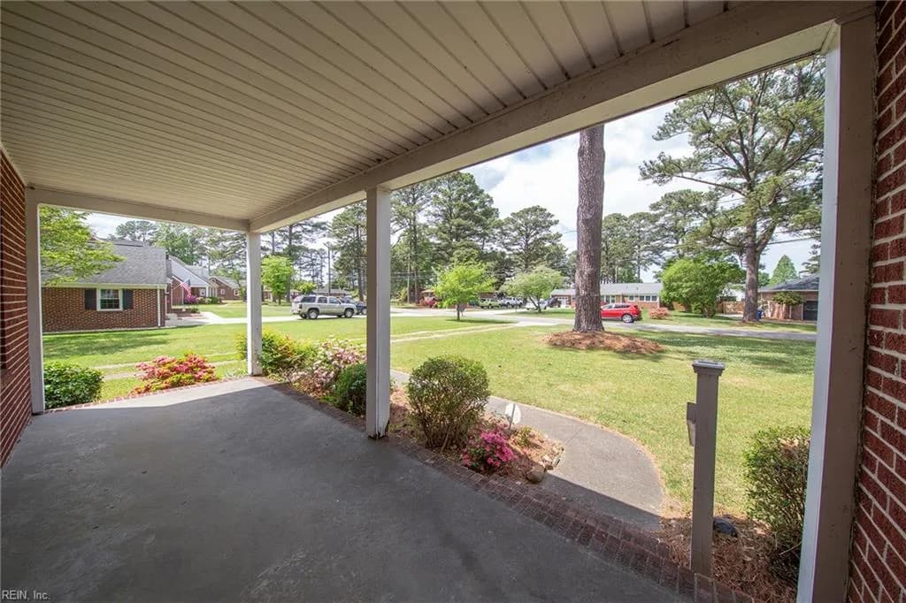 1152 Melvin DR, PORTSMOUTH VA 23701 - Photo 3