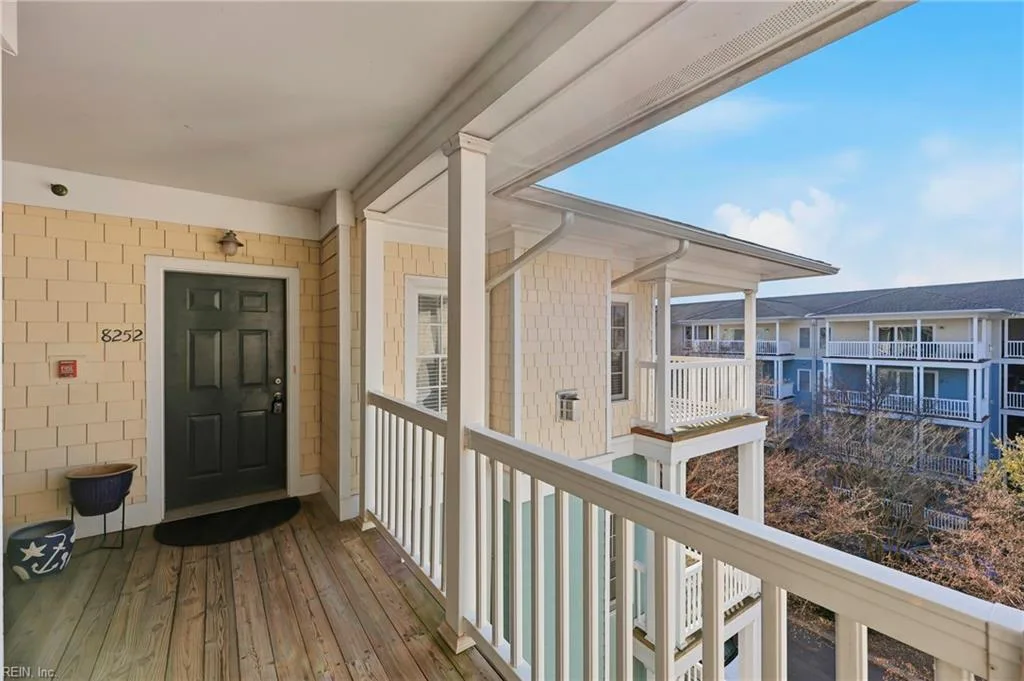 8252 N View BLVD, NORFOLK VA 23518 - Photo 4