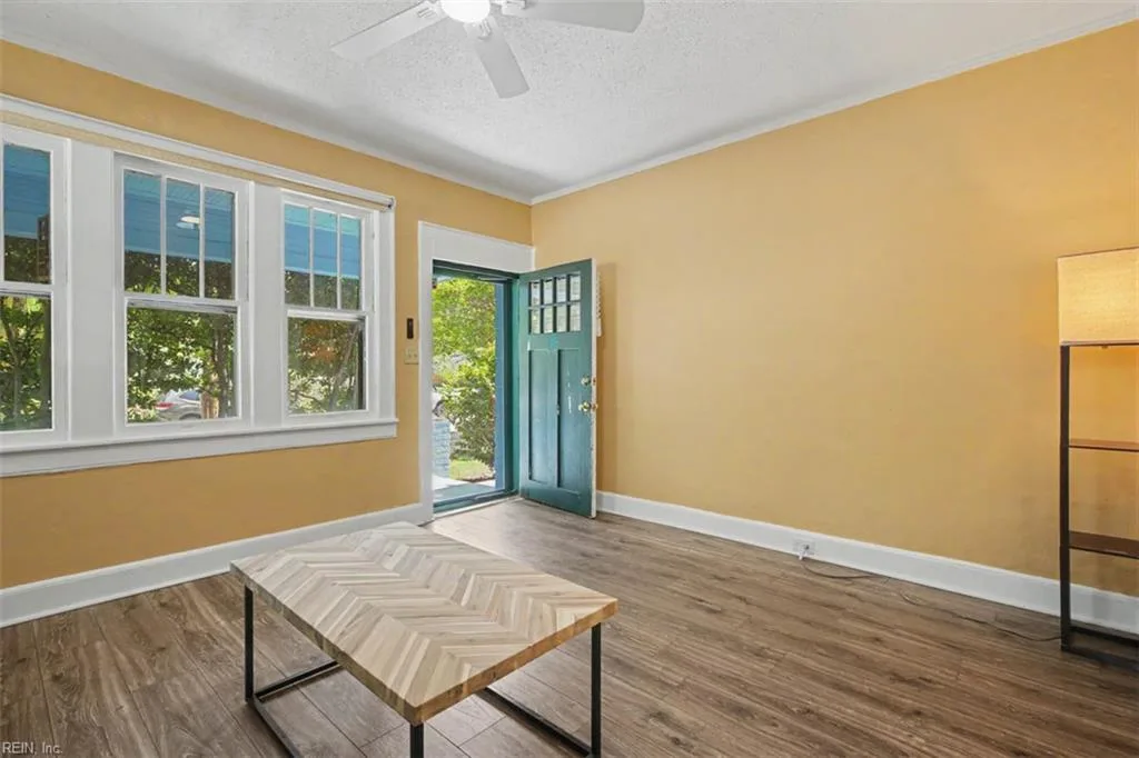 2905 Lens AVE, NORFOLK VA 23509 - Photo 5