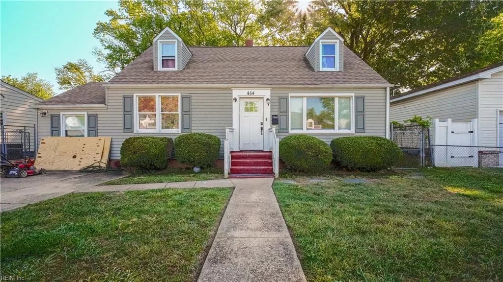 454 Algonquin RD, HAMPTON VA 23661