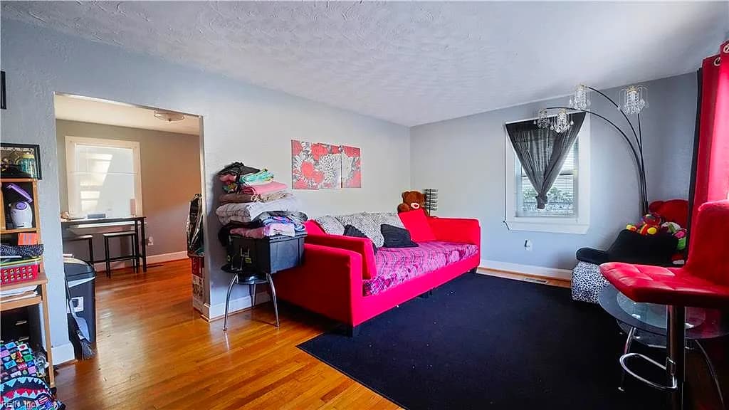 454 Algonquin RD, HAMPTON VA 23661 - Photo 3