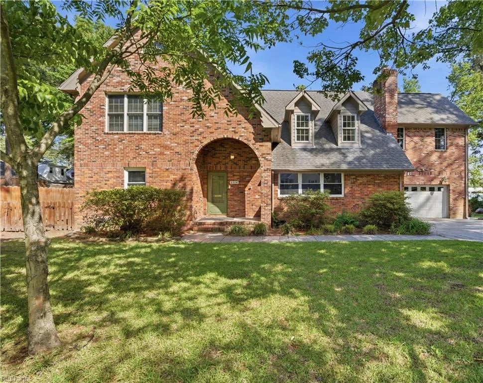 8504 Culfor CRES, Norfolk — 6 bed Residential, 3,700 sqft