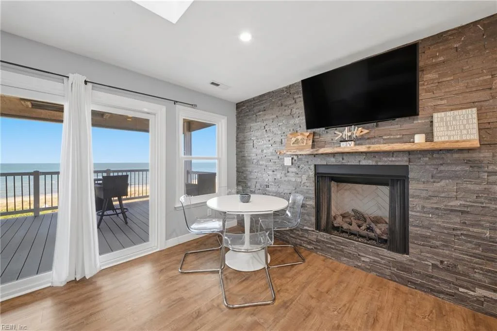 1616 E Ocean View AVE #F, NORFOLK VA 23503 - Photo 4
