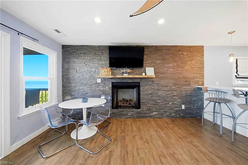 1616 E Ocean View AVE #F, NORFOLK VA 23503 - Photo 5