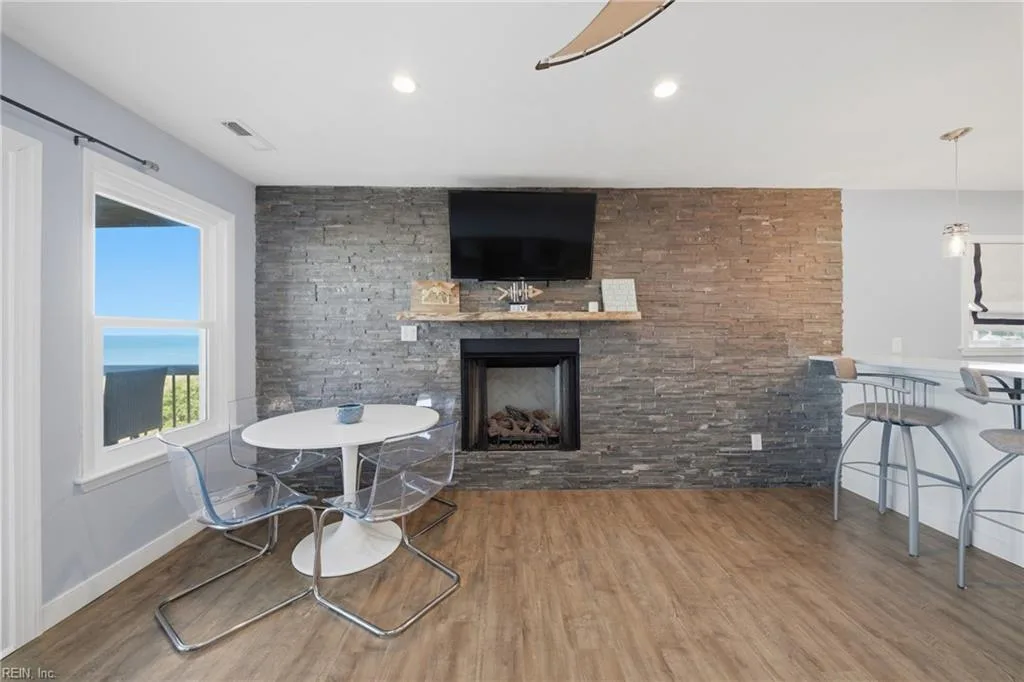 1616 E Ocean View AVE #F, NORFOLK VA 23503 - Photo 5
