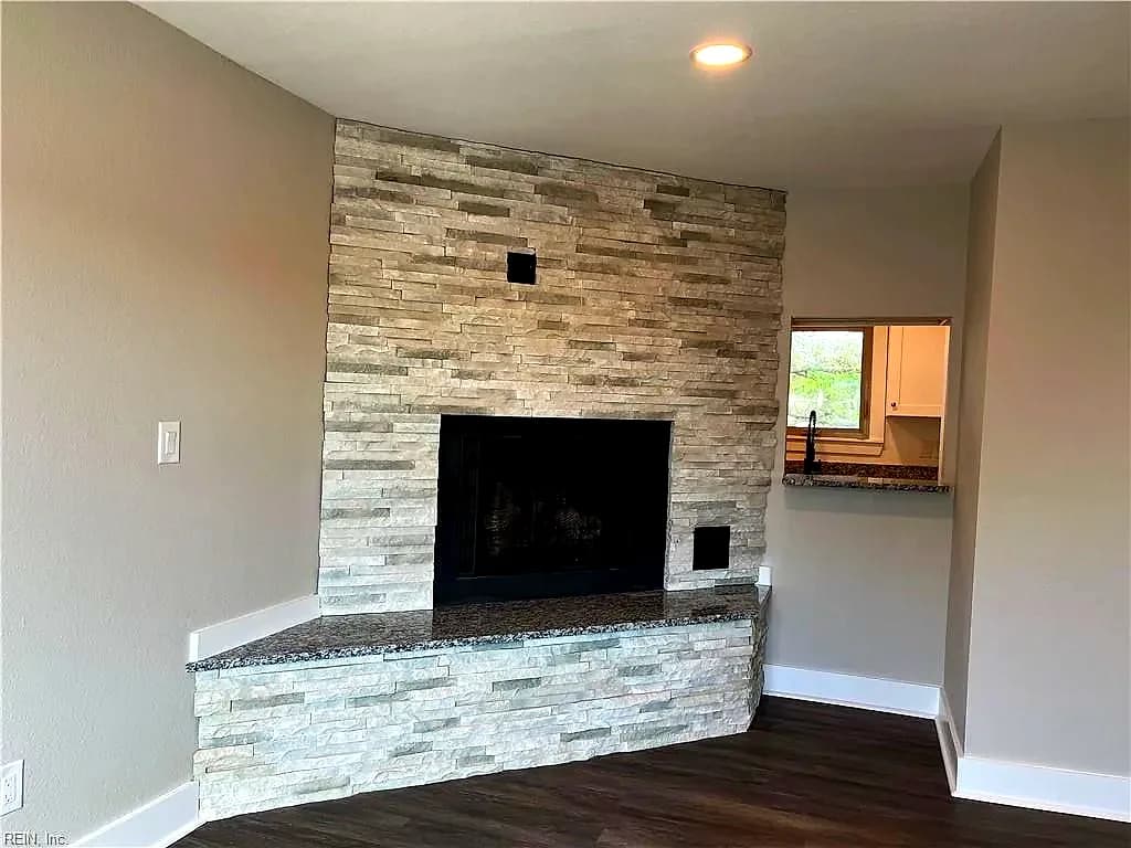 1262 W Ocean View AVE #1, NORFOLK VA 23503 - Photo 5