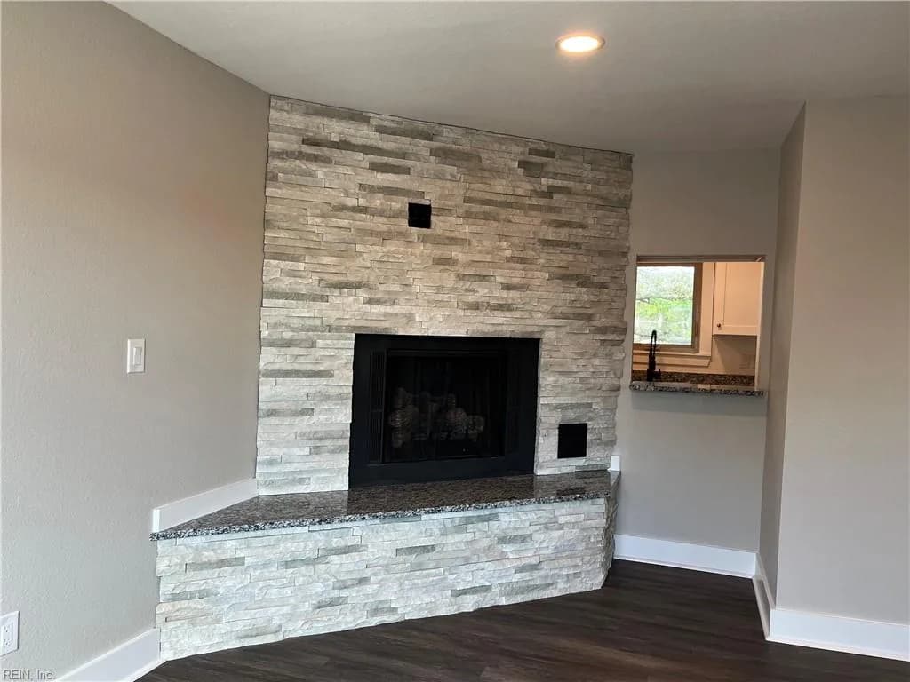 1262 W Ocean View AVE #1, NORFOLK VA 23503 - Photo 5