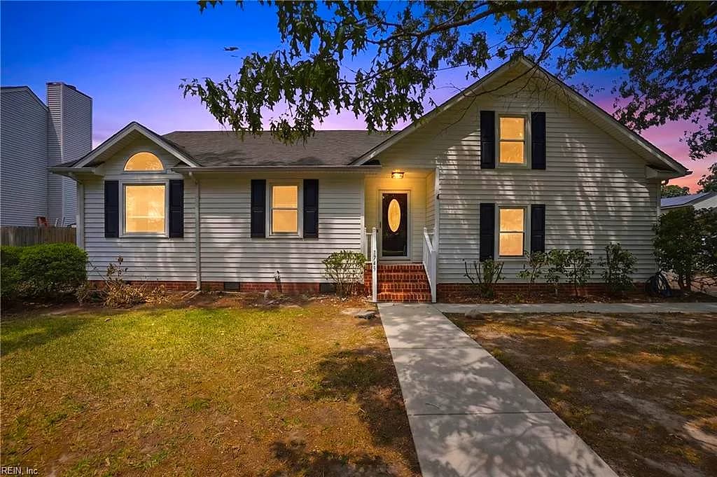 1749 Seaton DR, VIRGINIA BEACH VA 23463 - Main photo