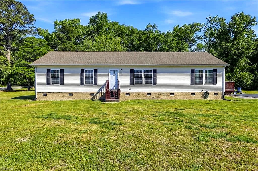 20 Corapeake RD, Corapeake — 3 bed Residential, 1,728 sqft