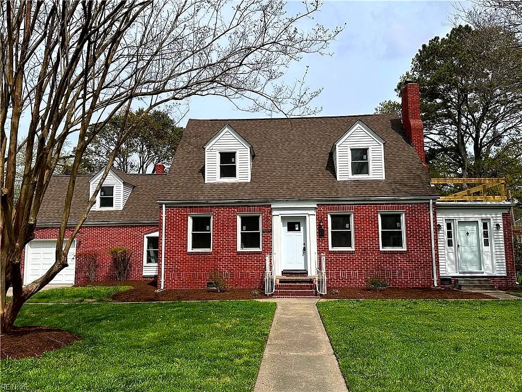 1201 Orville AVE, Chesapeake — 4 bed Residential, 2,583 sqft