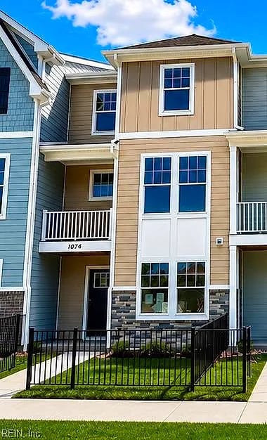 1074 Mesa Loop NONE, Chesapeake — 4 bed Residential, 2,011 sqft