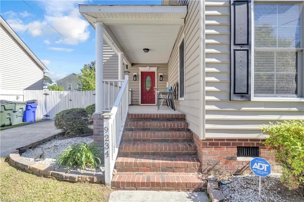 9234 Peachtree ST, NORFOLK VA 23503 - Photo 3