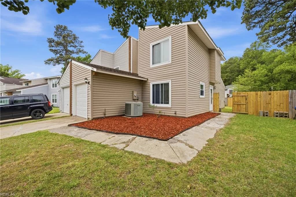 621 Folkstone WAY, VIRGINIABEACH VA 23462 - Photo 2
