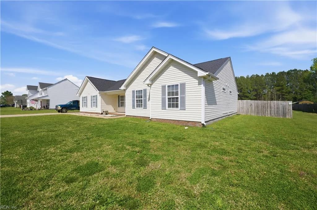 152 Pier Landing LOOP, SOUTHMILLS NC 27976 - Photo 4