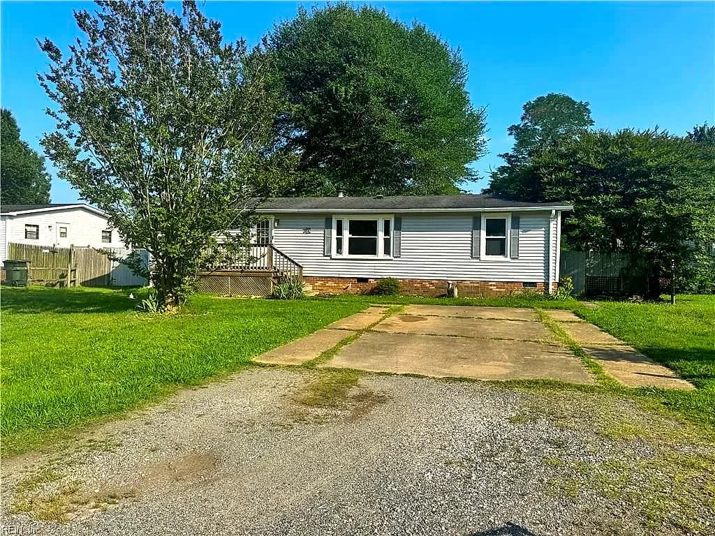 311 Cattail LN, YORKTOWN VA 23693 - Photo 2