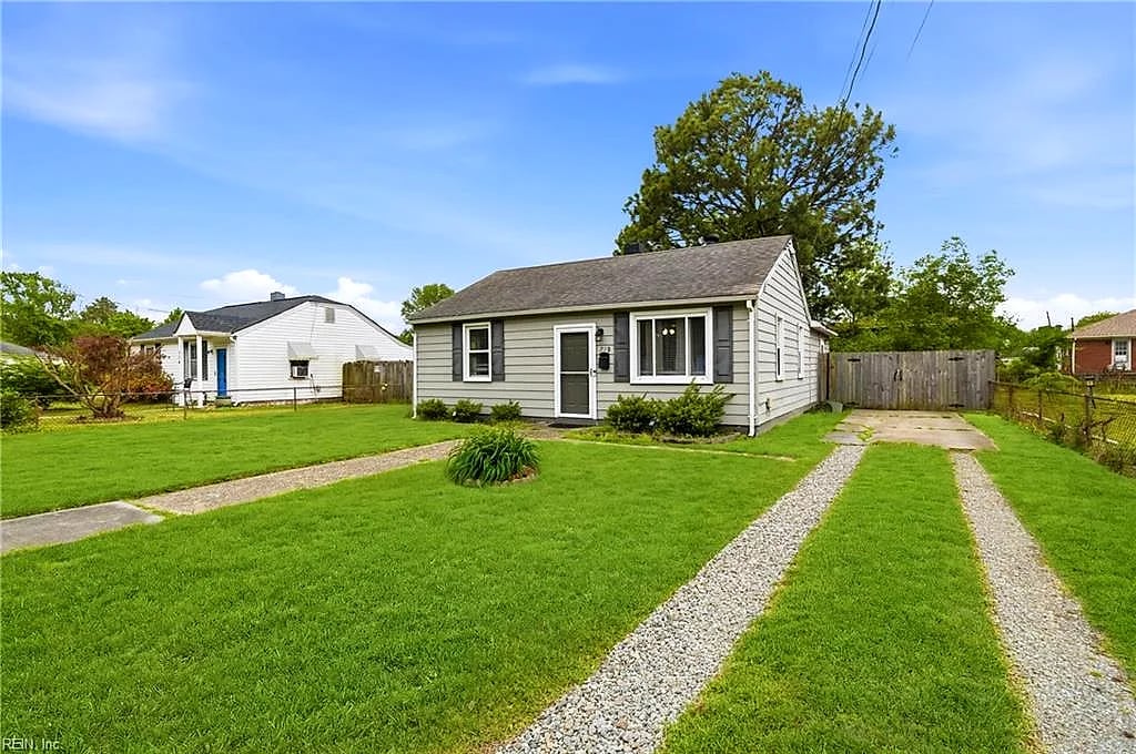 712 Norwood CIR, Hampton — 3 bed Residential, 1,120 sqft