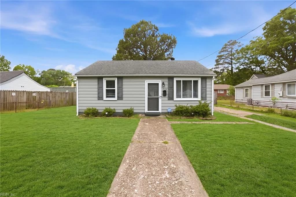 712 Norwood CIR, HAMPTON VA 23661 - Photo 3