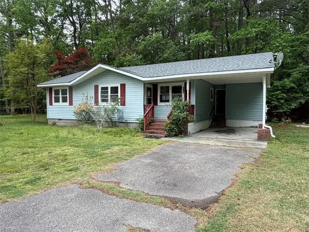 115 Clark LN, SEAFORD VA 23696 - Photo 3