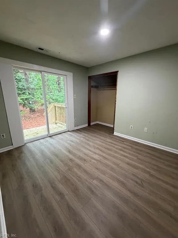 115 Clark LN, SEAFORD VA 23696 - Photo 5