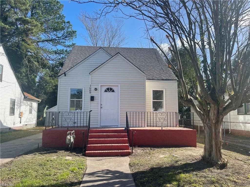 1609 Richmond AVE, PORTSMOUTH VA 23704 - Photo 2