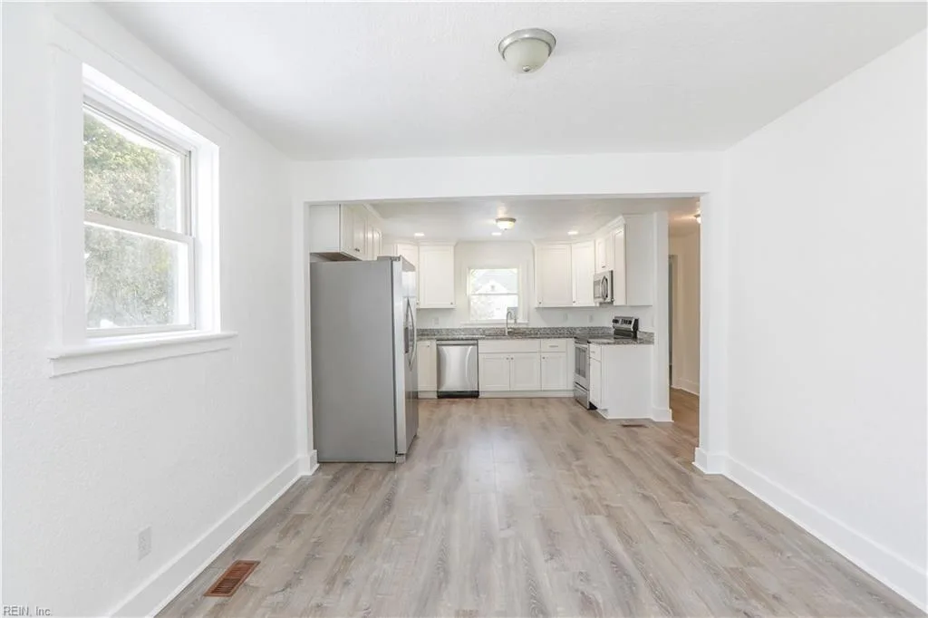 1609 Richmond AVE, PORTSMOUTH VA 23704 - Photo 5