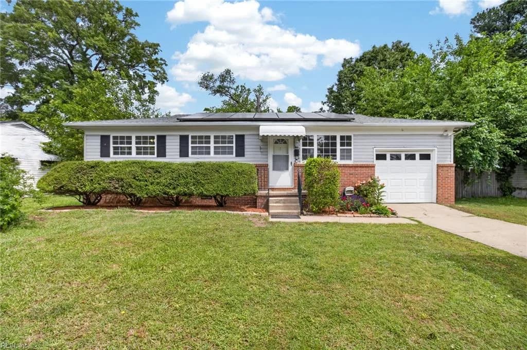 840 Brentwood DR, NORFOLK VA 23518 - Photo 2