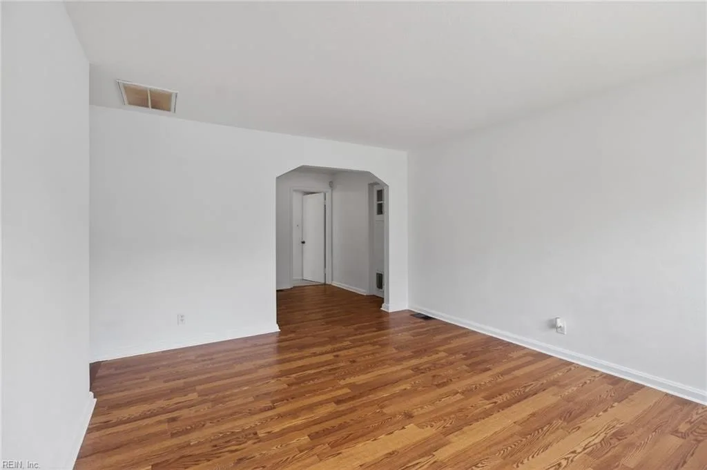 840 Brentwood DR, NORFOLK VA 23518 - Photo 5