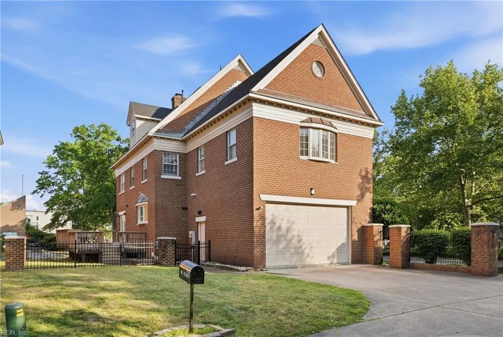 300 W Olney RD, NORFOLK VA 23507 - Photo 3