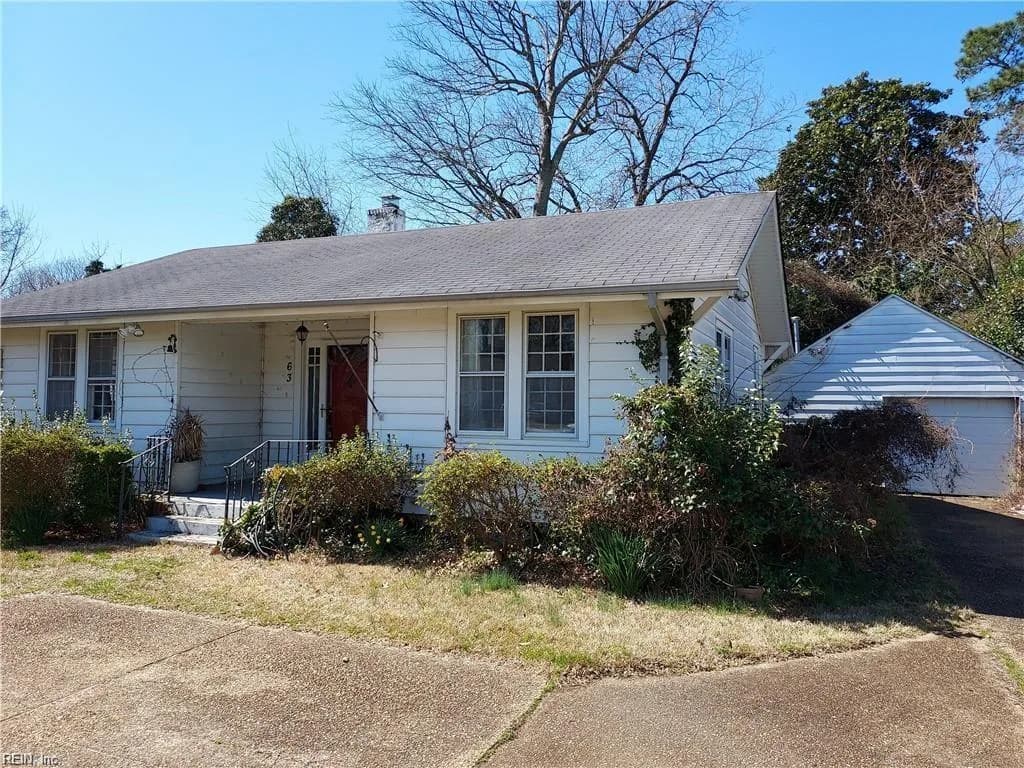 63 Algonquin RD, HAMPTON VA 23661 - Photo 2