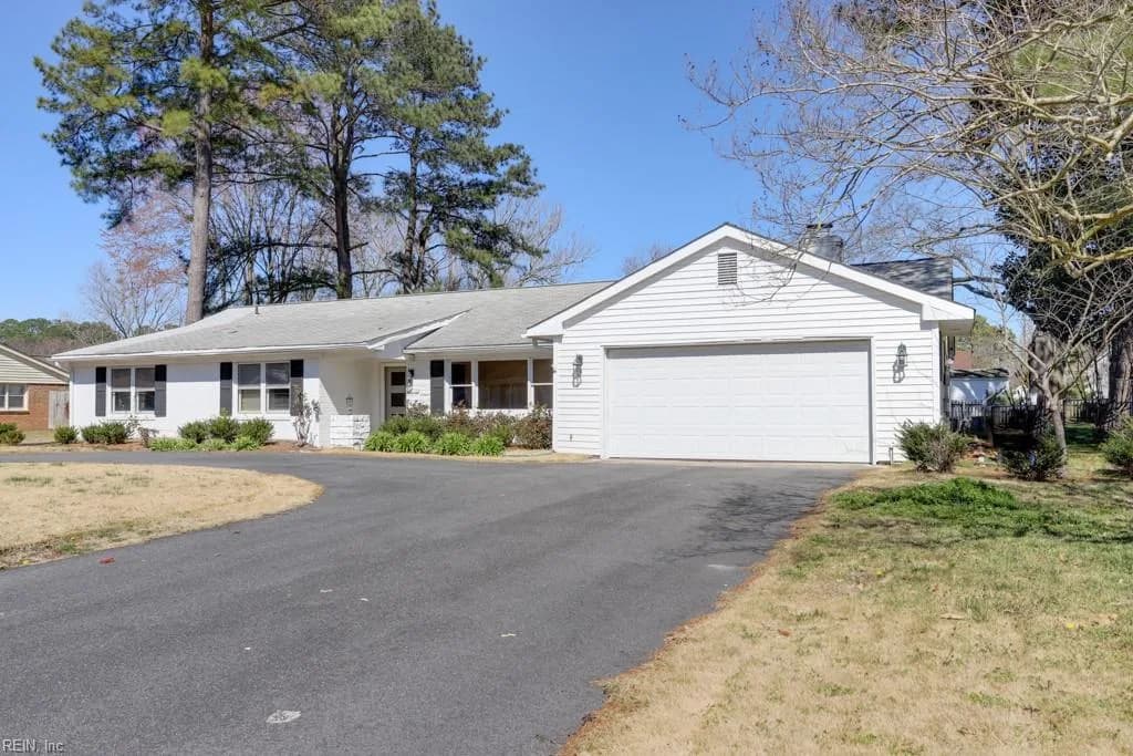 2512 Hood DR, VIRGINIABEACH VA 23454 - Photo 4
