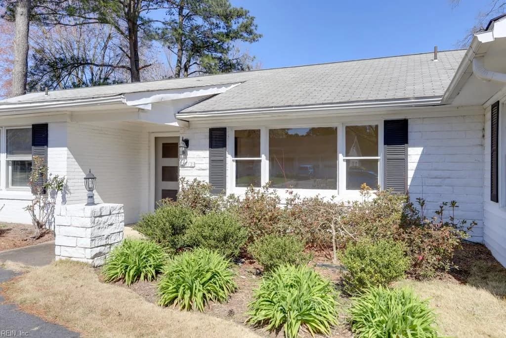 2512 Hood DR, VIRGINIABEACH VA 23454 - Photo 5