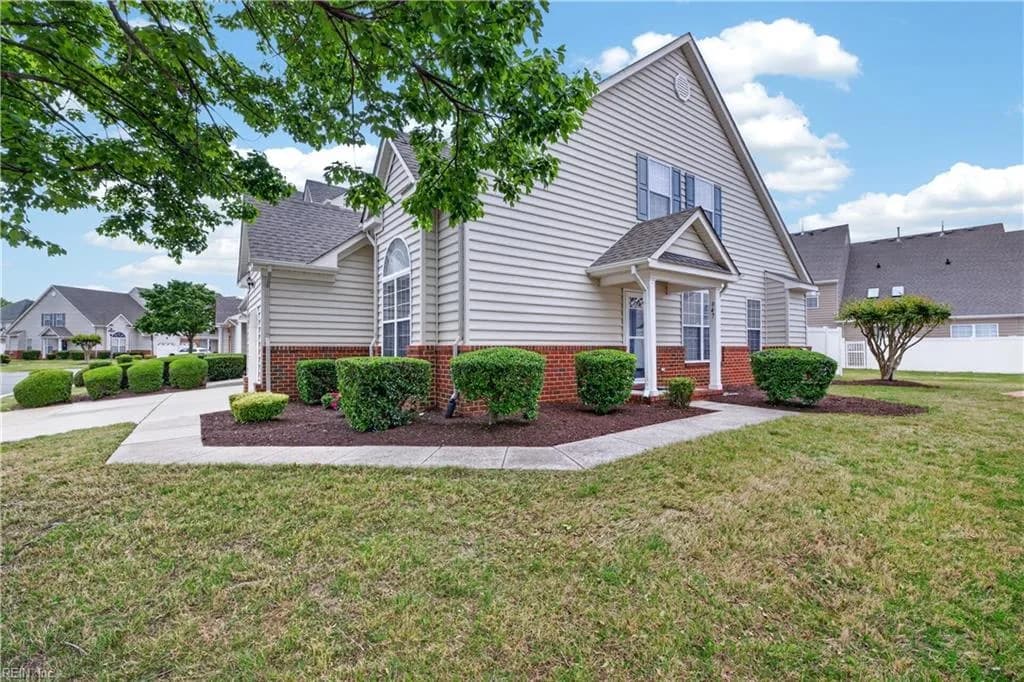 947 Hunley DR, VIRGINIABEACH VA 23462 - Photo 3